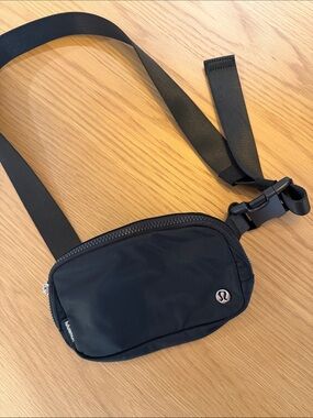 lululemon athletica | Bags | Nwt Lululemon Everywhere Belt Bag Briar Rose |  Poshmark